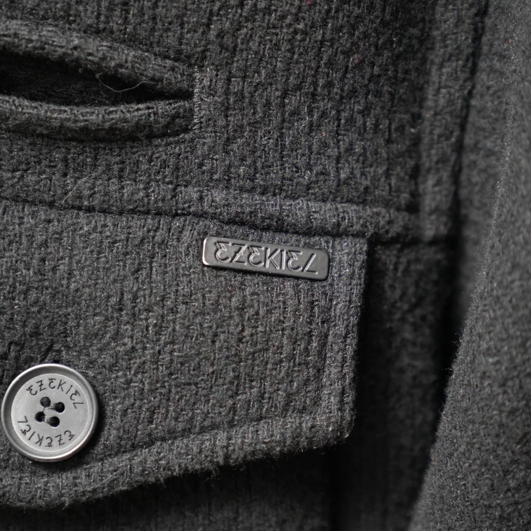 Vintage VINTAGE Ezekiel Knitted Utility Hooded Jacket Mens M Black Urban Button Up Grunge Size US M / EU 48-50 / 2 - 3 Thumbnail
