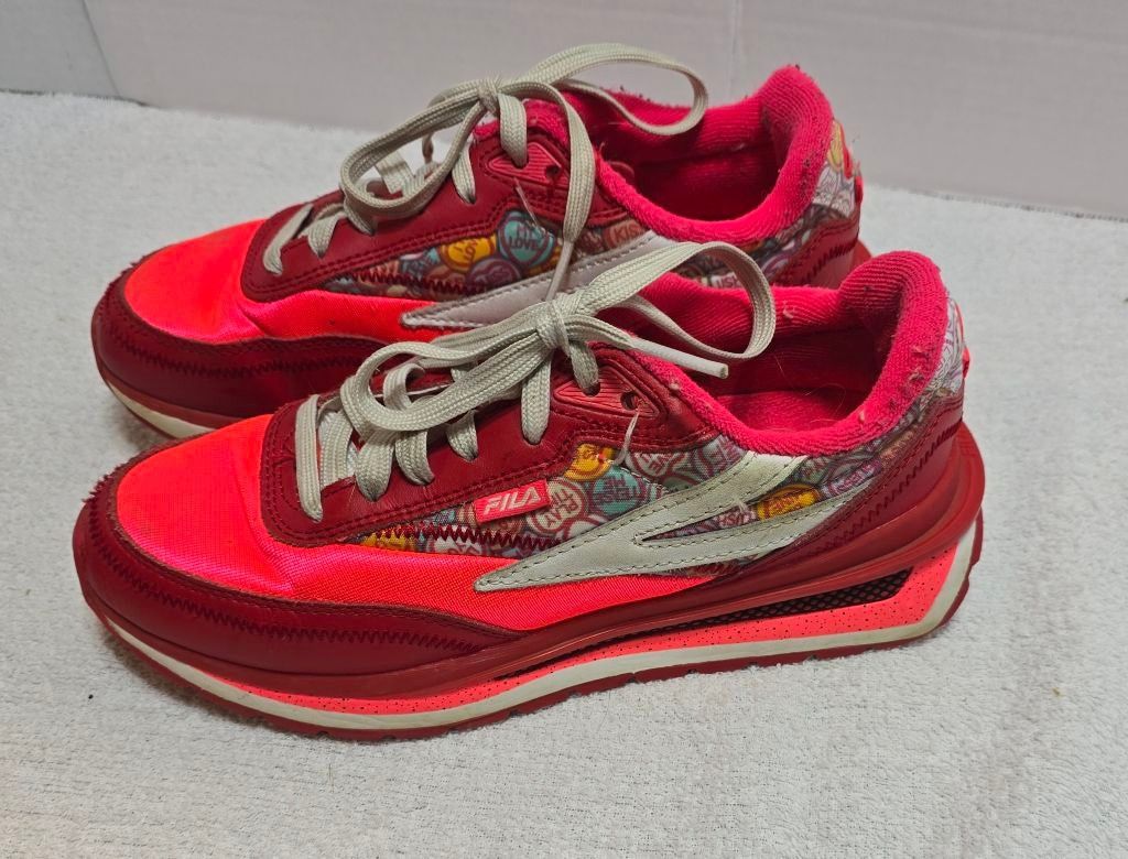 Fila Women's Fila Red & Pink Sneakers US 4 Size US 4 / IT 34 - 4 Thumbnail