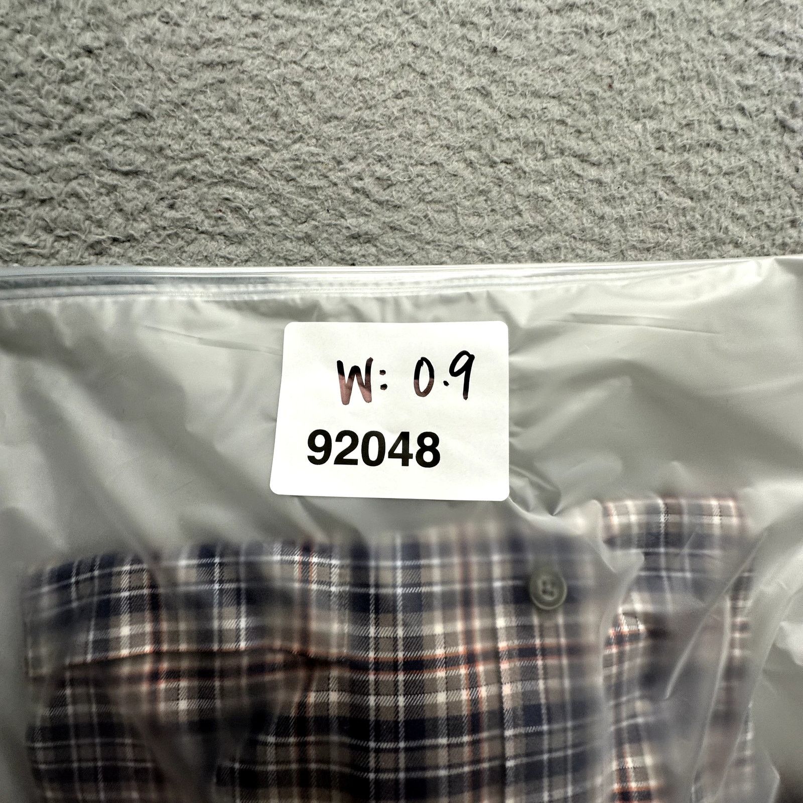 UNTUCKit UNTUCKit Marchesi Wrinkle Free Plaid Button Shirt Men L Gray Size US L / EU 52-54 / 3 - 9 Thumbnail