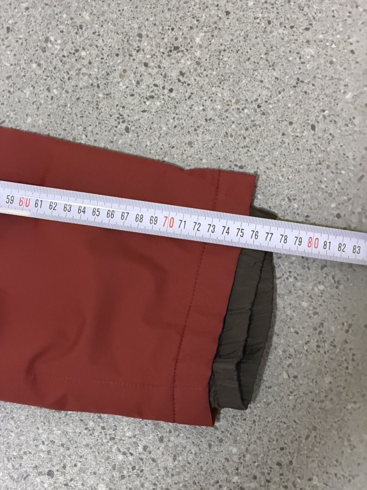 Prada Prada red tab Gore-Tex jacket SGV7A Size US L / EU 52-54 / 3 - 24 Thumbnail
