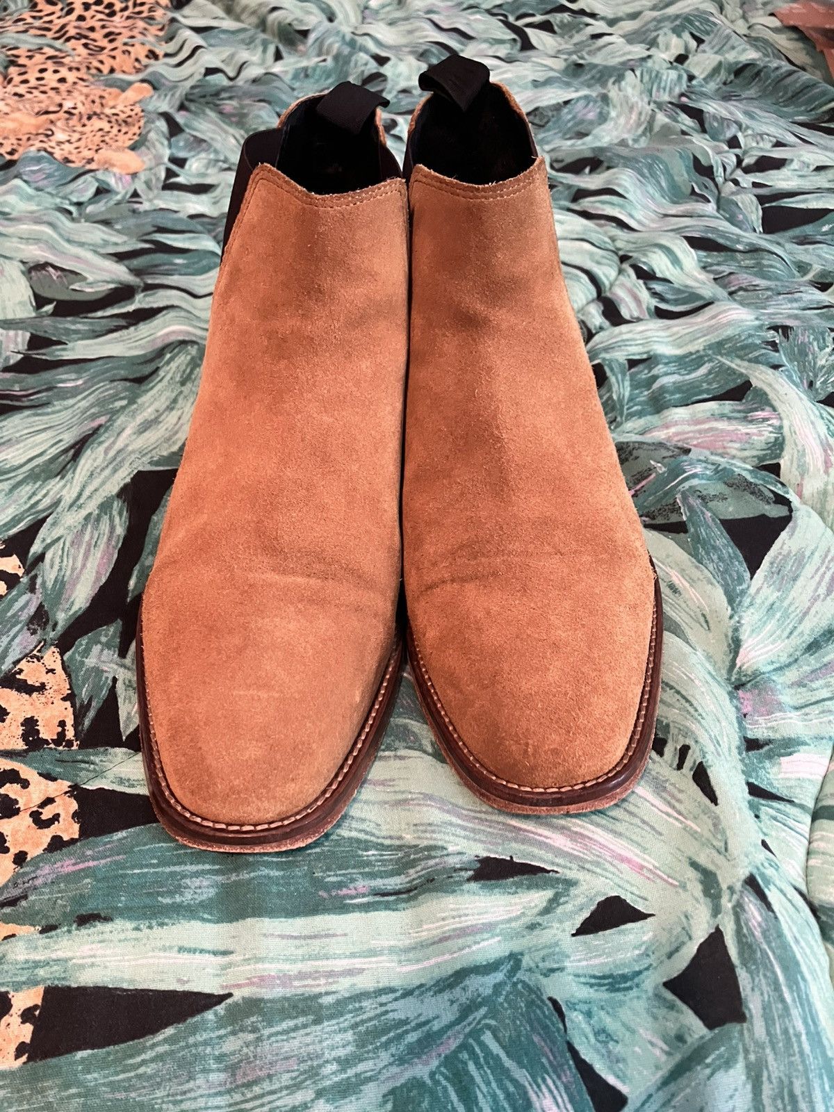 Sandro Almond Toe Suede Chelsea Boots Size US 8 / EU 41 - 3 Thumbnail