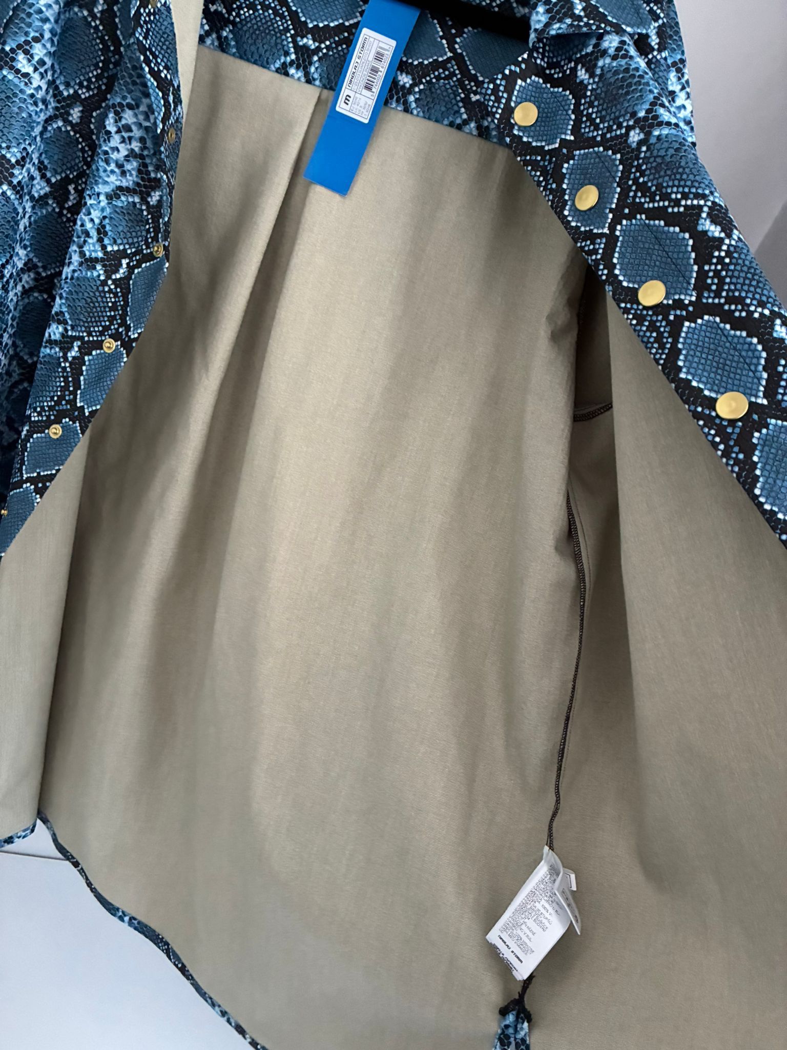 Designer Mykonos snake skin shirt Nikolaj Storm abstract art oversize Size US L / EU 52-54 / 3 - 7 Thumbnail