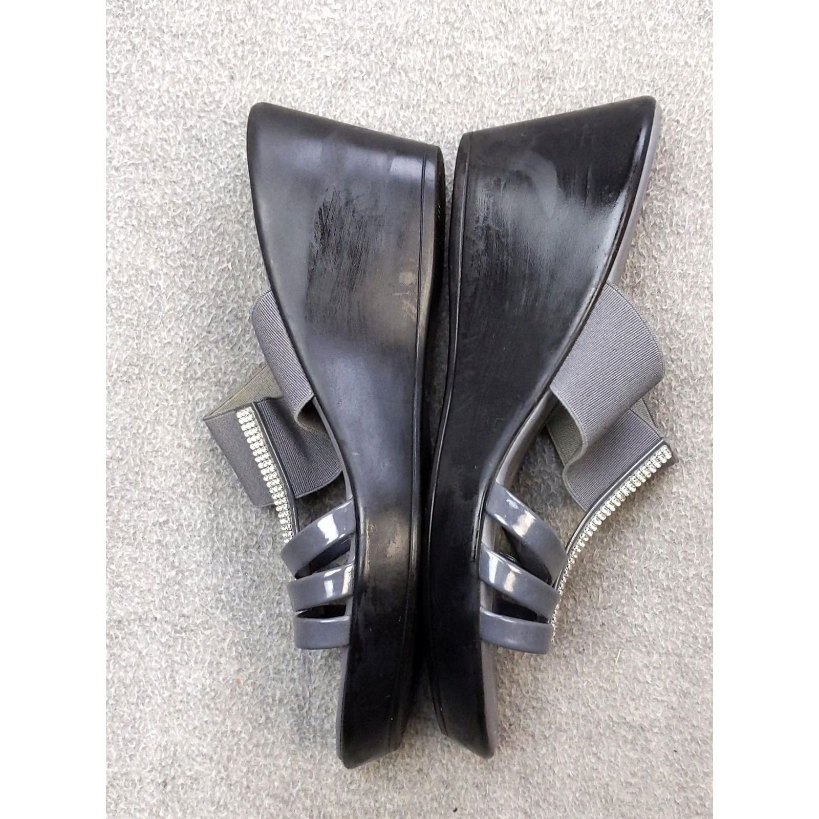 Vintage Tuscany by Easy Street Sandals Womens 6.5 Gray Stretch Wedge Rhinestone Slide Size US 7 / IT 37 - 5 Thumbnail