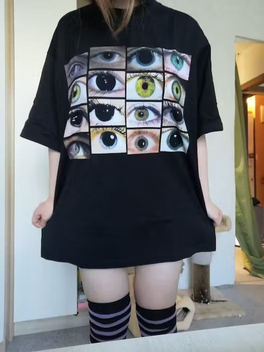 Japanese Brand Eye world Tshirt Size US L / EU 52-54 / 3 - 7 Thumbnail