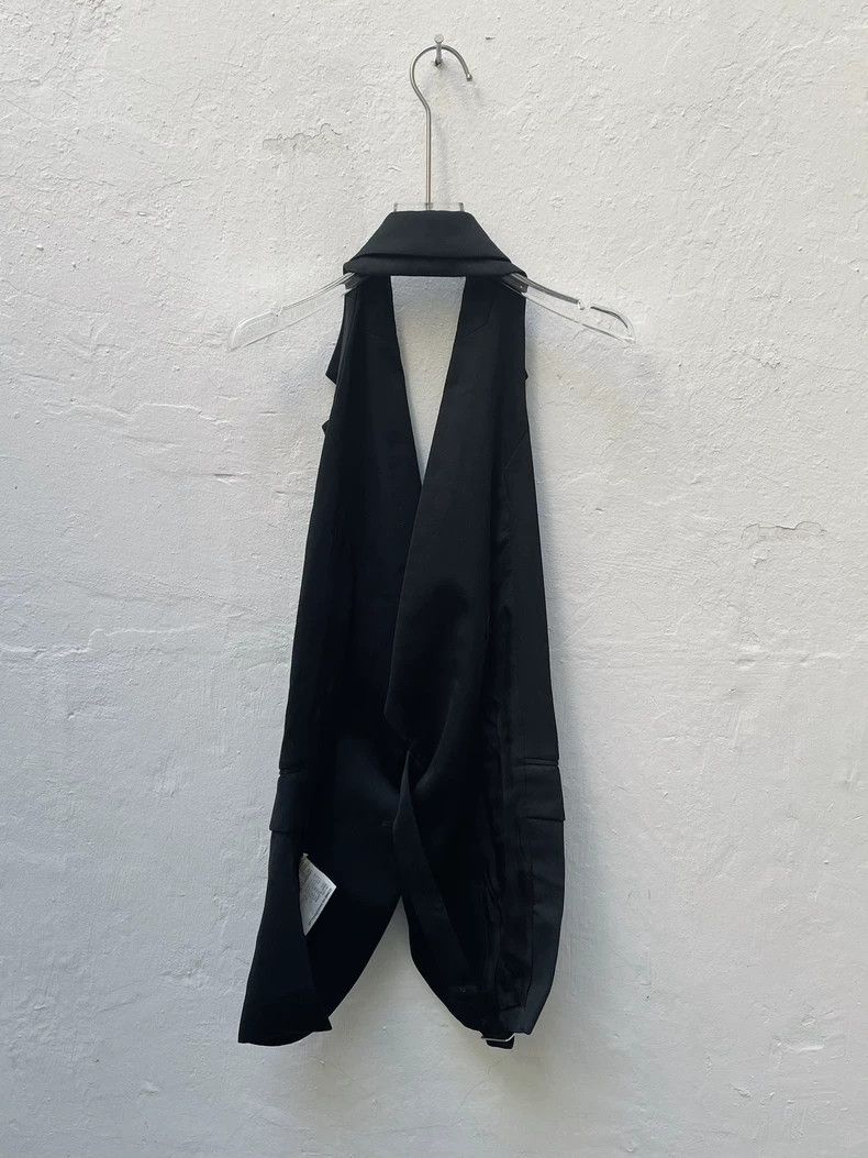 Comme des Garcons Comme des Garcons 15SS Anamorphic Backless Long Vest 2504-N Size S / US 4 / IT 40 - 5 Thumbnail