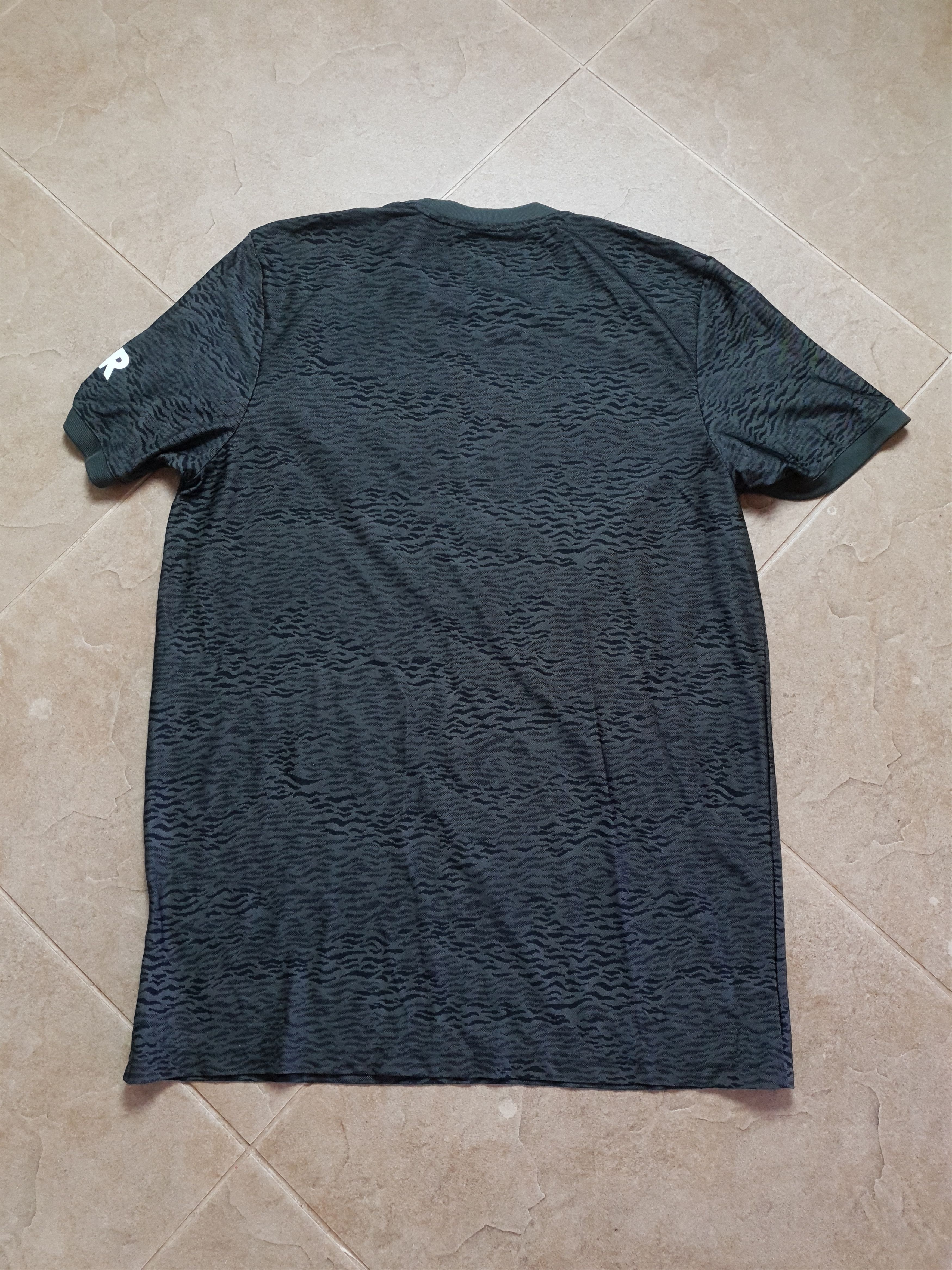 Adidas FC Manchester United size L Adidas football jersey 20/21 Size US L / EU 52-54 / 3 - 3 Thumbnail