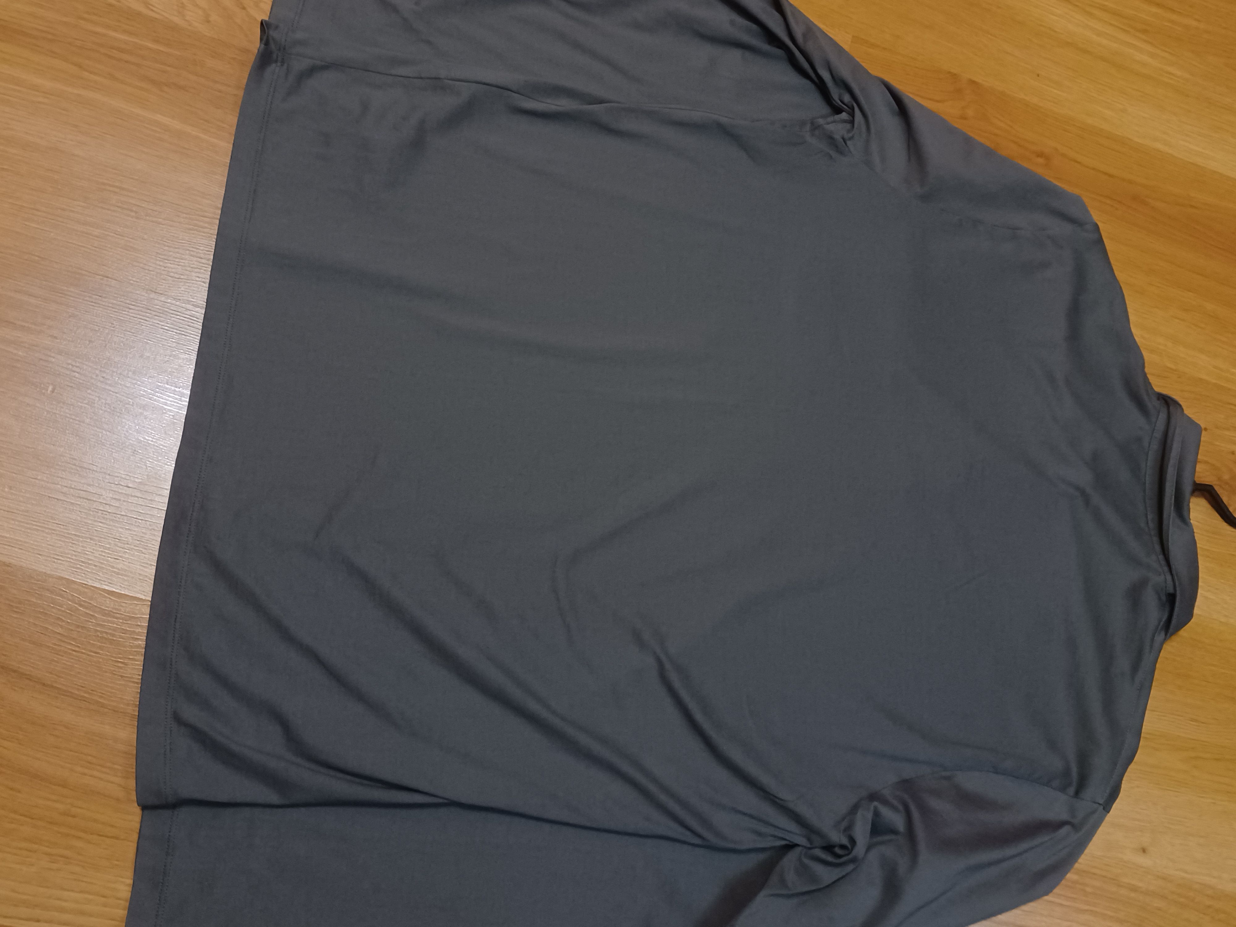Prada Prada XL Long-sleeve Polo Shirt Logo Gray Size US XL / EU 56 / 4 - 10 Thumbnail