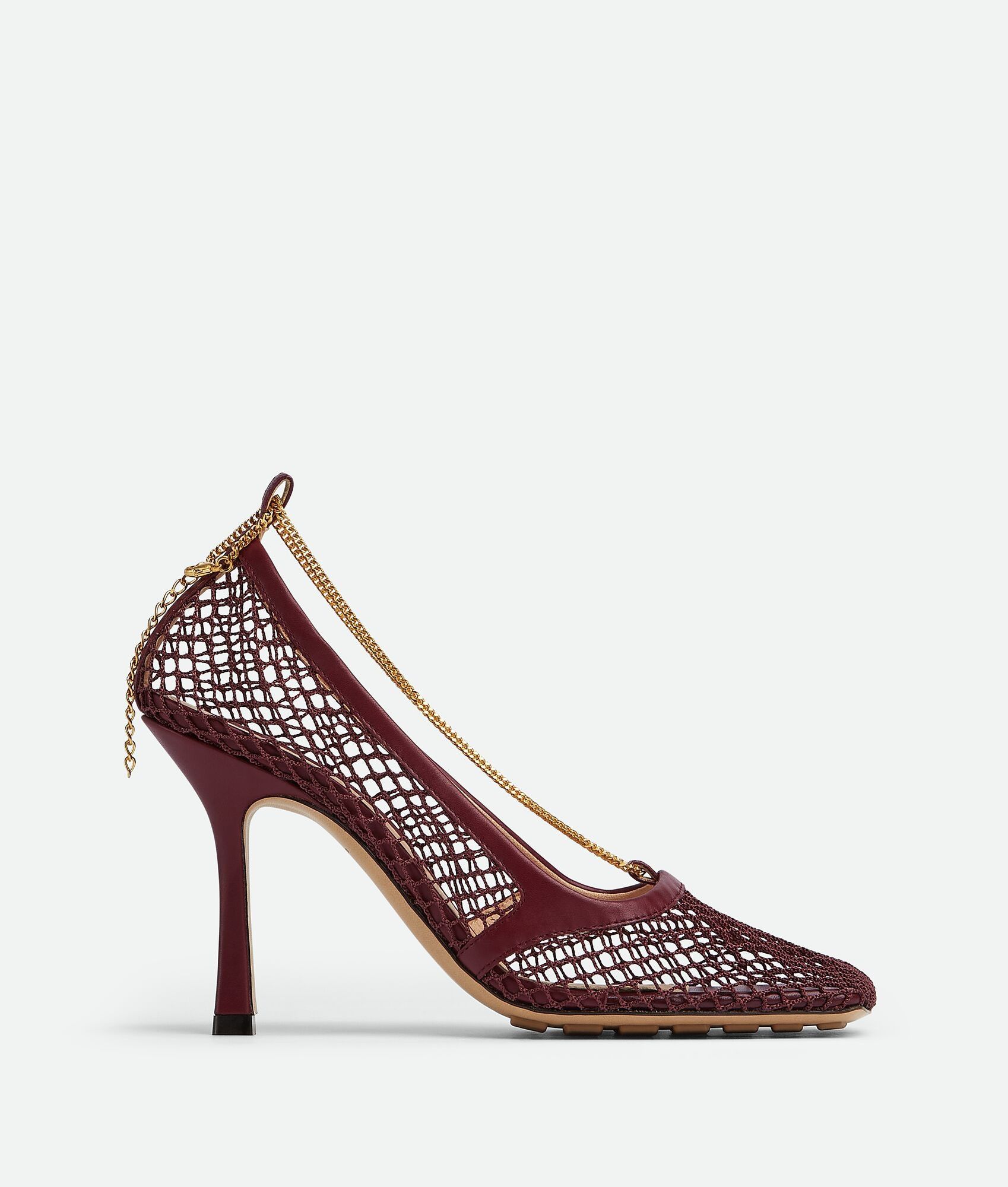 o1n1vont1224 Stretch Pumps in Cherry