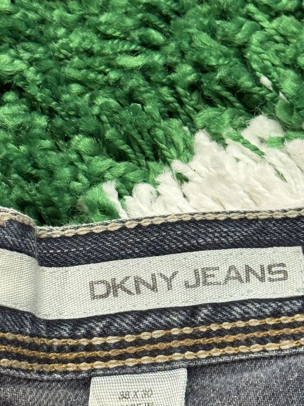 DKNY × Vintage y2k Vintage DKNY Classic Blue Denim Jeans Sz. 38 Size US 38 / EU 54 - 5 Thumbnail