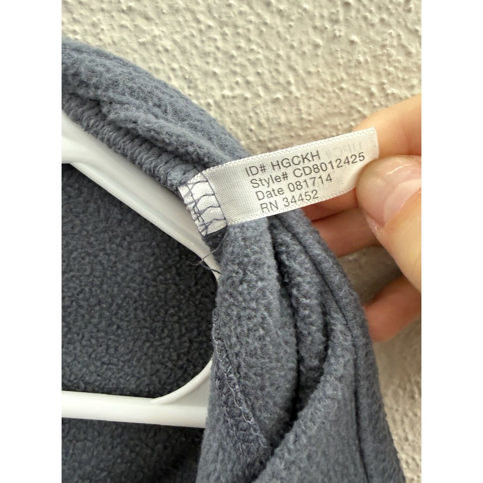 Vintage Cuddl Duds Climate Right Womens Cardi Size L/XL Gray Fleece Hooded Open Front Cardigan Cardigan Womens L/XL Gray Fleece Hooded Classic Size L / US 10 / IT 46 - 6 Thumbnail