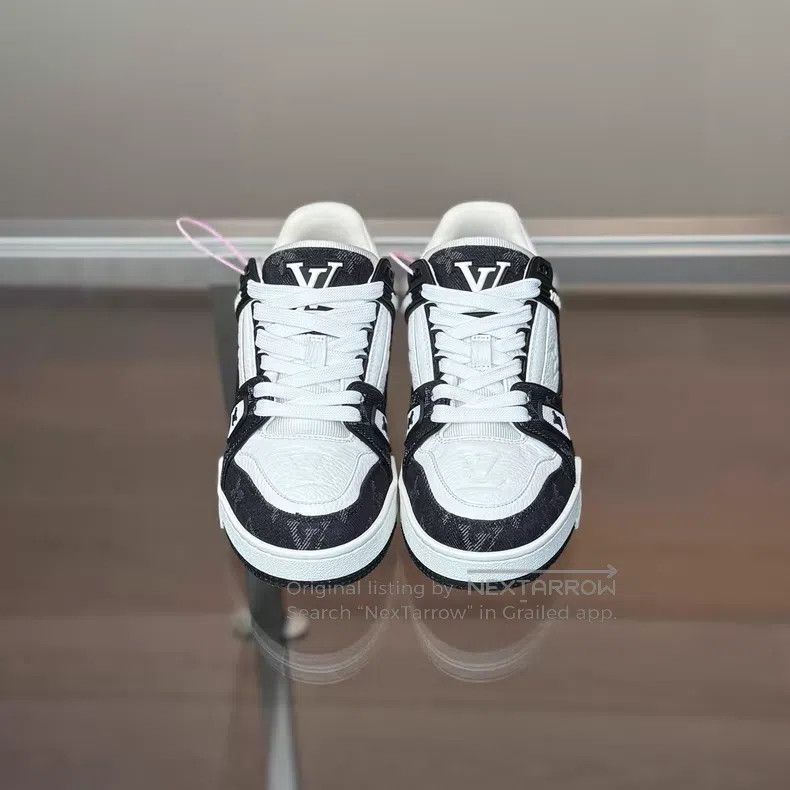 Louis Vuitton Trainer 24 Black and White Denim shoes