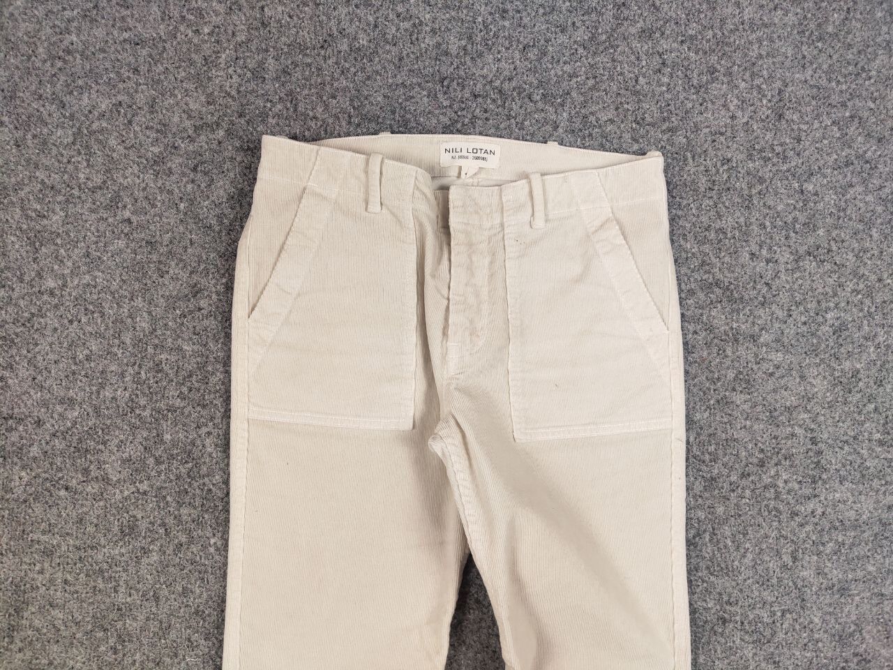 Nili Lotan Nili lotan Design Classic Trouser Corduroy Beige Pants Size 25" / US 0 / IT 36 - 3 Thumbnail