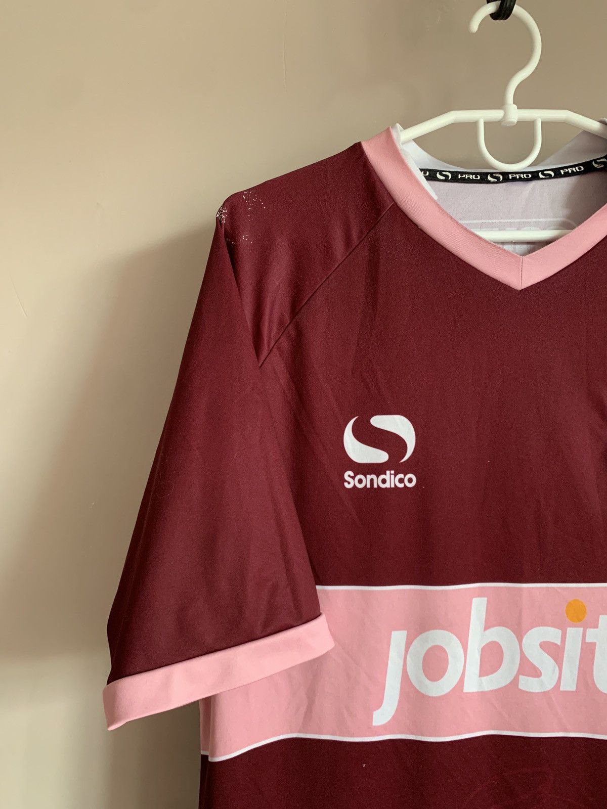 Other Portsmouth Away Football Shirt Sondico Pink Soccer Size M Size US M / EU 48-50 / 2 - 3 Thumbnail