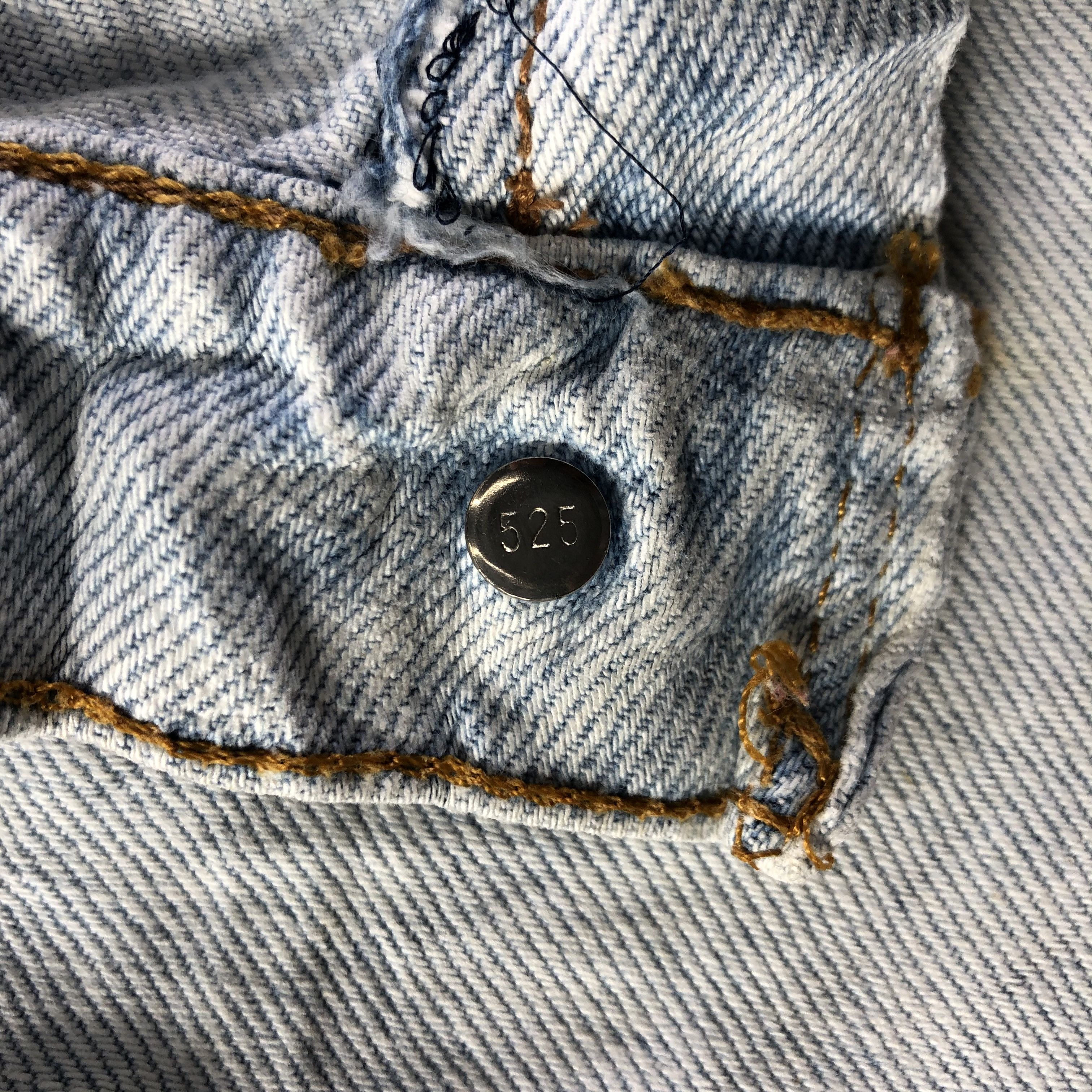 Levi's 90s Vintage Light Wash Levis 510 Jeans-J3966 Size US 32 / EU 48 - 9 Thumbnail