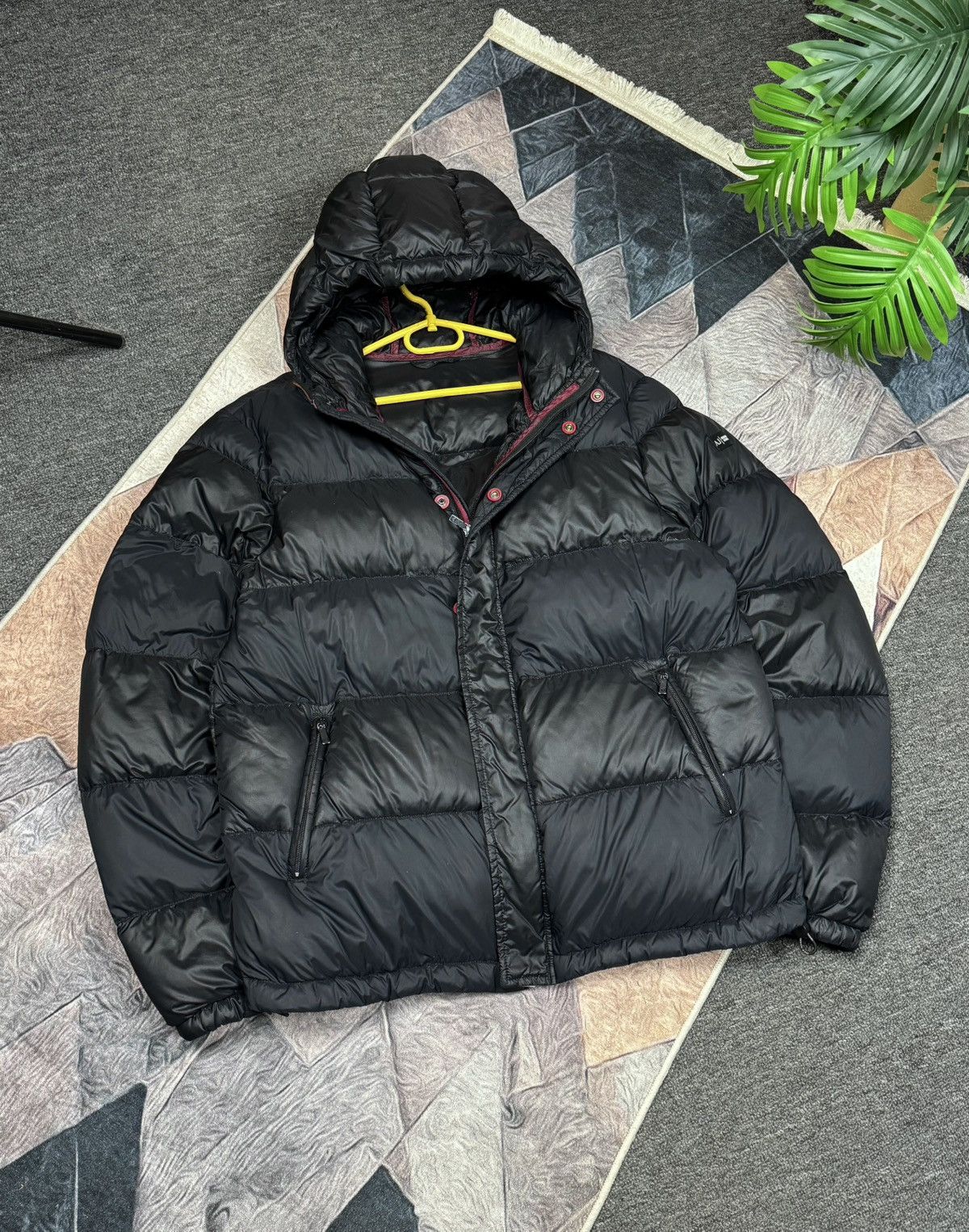 Armani Armani Down Jacket Puffer Size M Size US M / EU 48-50 / 2 - 2 Thumbnail