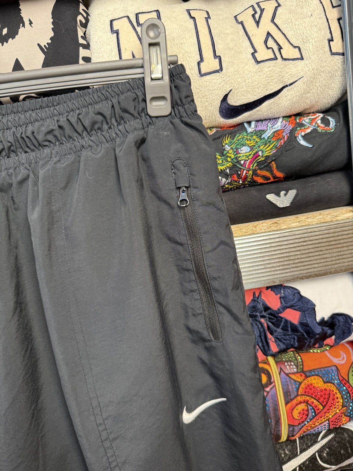 Japanese Brand Nike Vintage Nylon Pants Baggy Sweatpants Japan Size US 36 / EU 52 - 7 Thumbnail