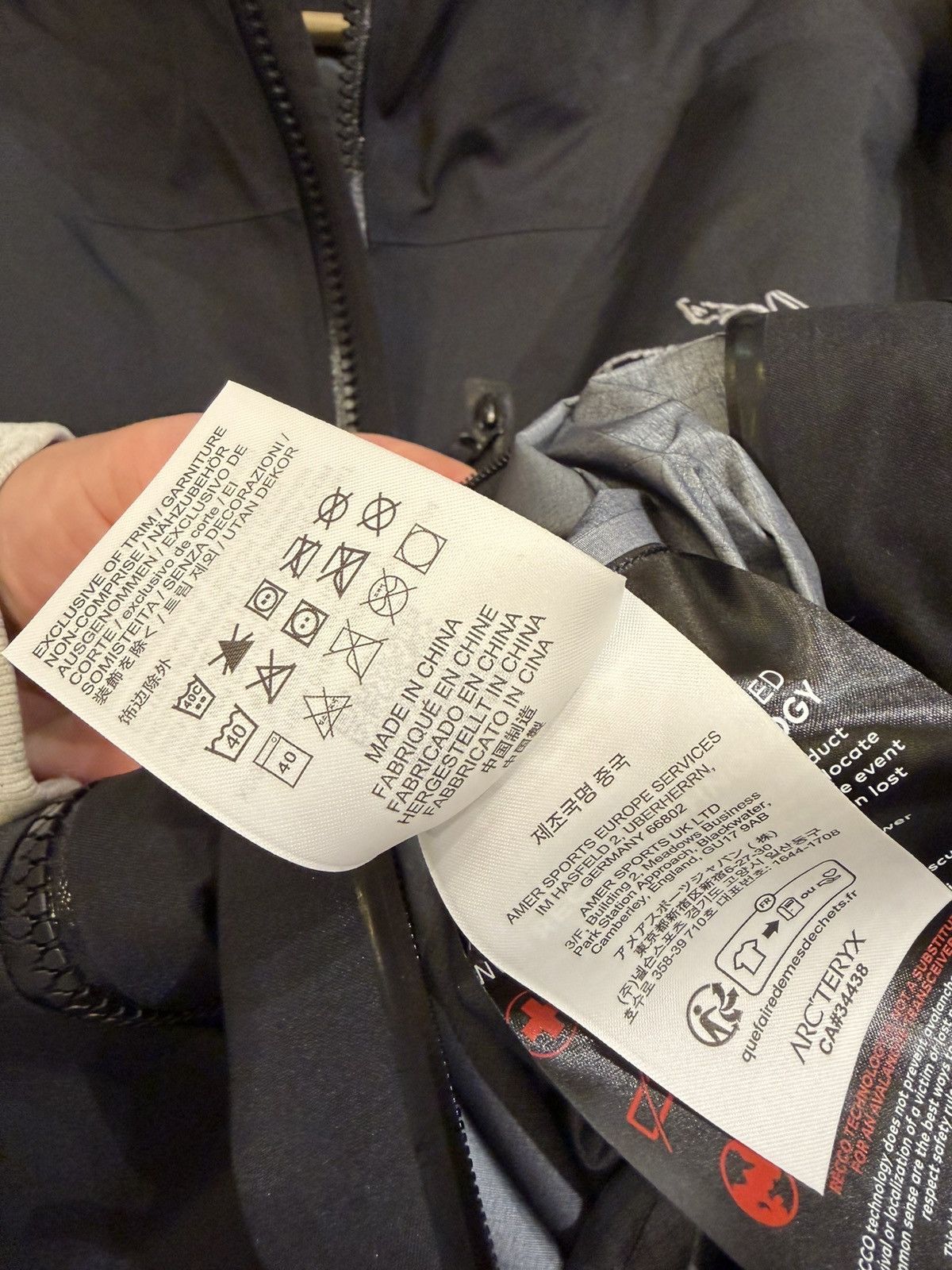 Arc'teryx Arc’teryx Sabre SV Jacket Size US L / EU 52-54 / 3 - 6 Thumbnail