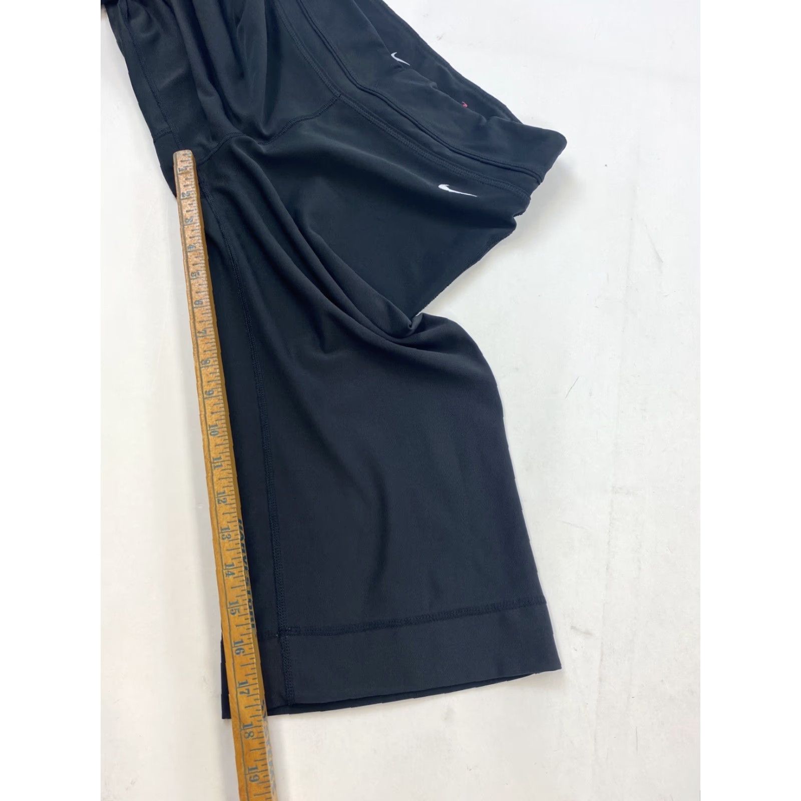 Nike Nike Yoga Cropped Leggings Womens Medium Black Dri-Fit Size 32" / US 10 / IT 46 - 5 Thumbnail