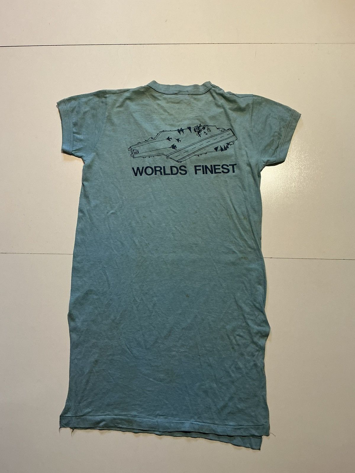 Vintage Vintage 70s USS John F. Kennedy CV-67 NightshirtT-Shirt. Size US L / EU 52-54 / 3 - 3 Thumbnail
