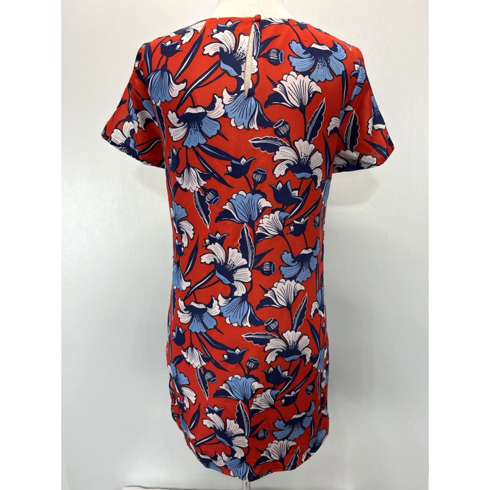 J.Crew J.CREW Floral Print Gallery Shift Dress Women Sz 6 Short Sleeve Multicolor Floral Casual Party Business Women Size 28" / US 6 / IT 42 - 3 Thumbnail