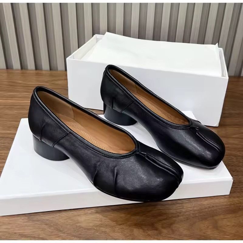 Other Designer PU Leather Split Toe Tabi Loafers Women’s Boots Size US 7.5 / IT 37.5 - 3 Thumbnail