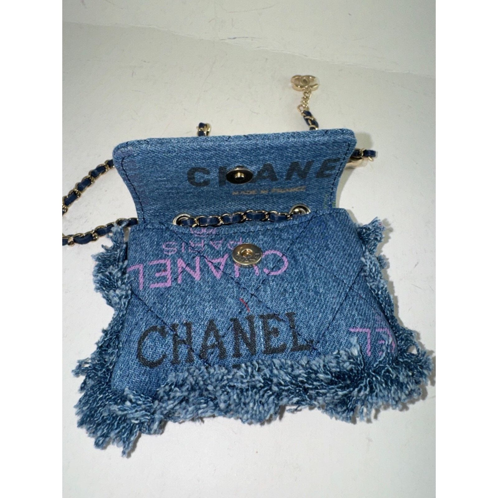 Chanel Chanel Black Pink CC Logo Frayed Credit Card Belt Bag Size ONE SIZE - 22 Thumbnail