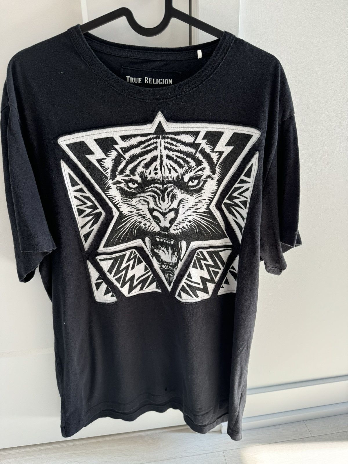 True Religion × Vintage Vintage Stitched True Religion Tiger Tee Size US L / EU 52-54 / 3 - 1 Thumbnail