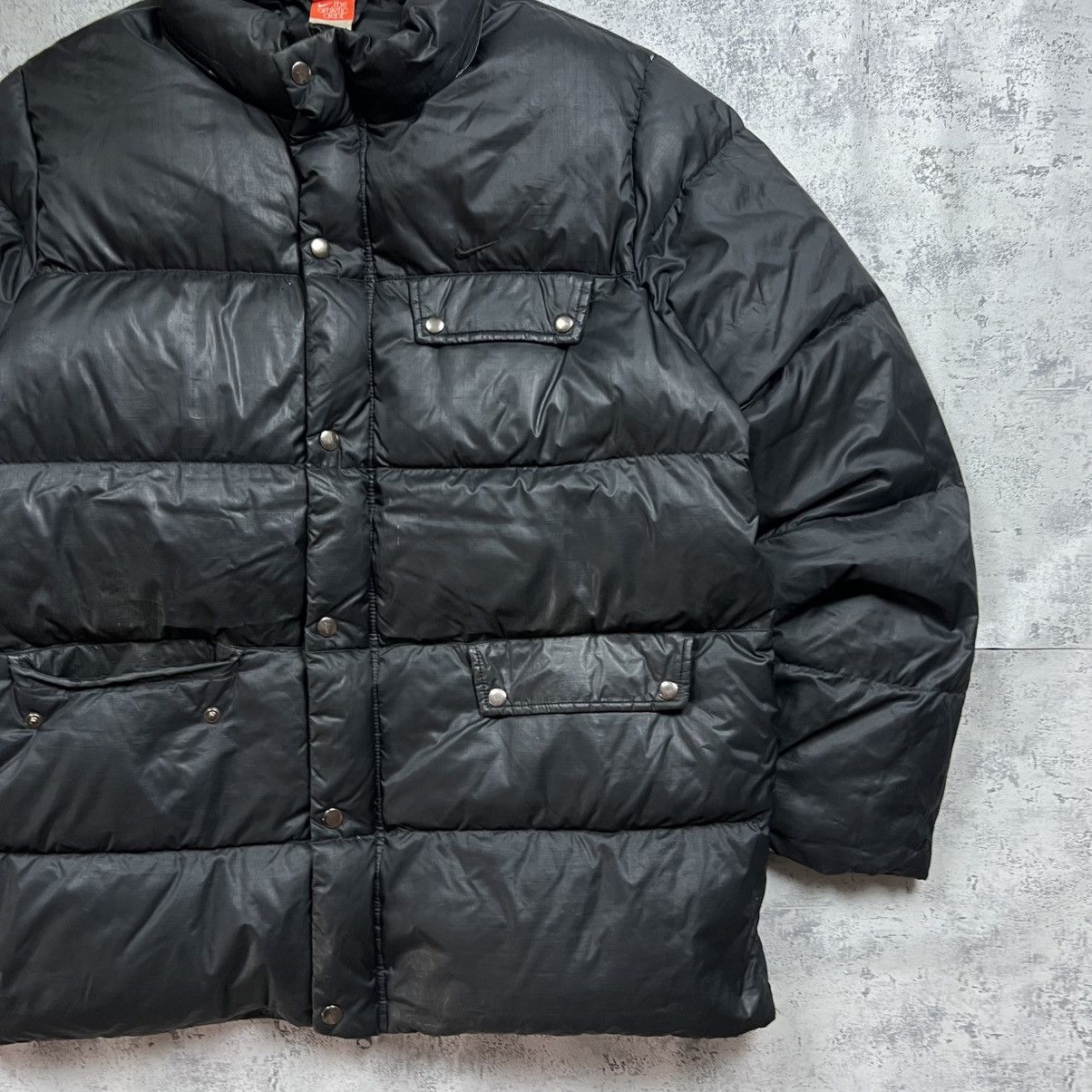 Nike 00s NIKE SWOOSH VINTAGE OVERSIZED DRILL PUFFER DOWN JACKET Size US XL / EU 56 / 4 - 4 Thumbnail
