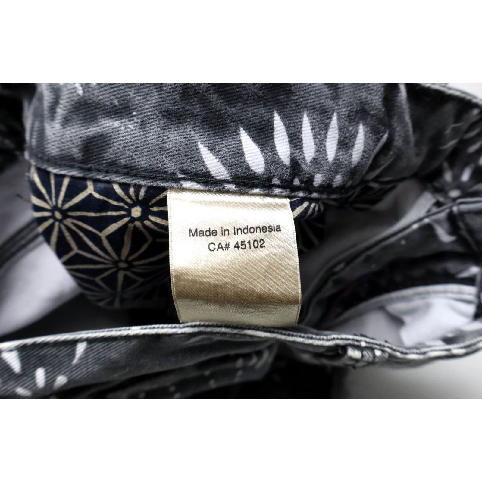 Scotch & Soda SCOTCH & SODA Men's Shorts W34 Grey Denim Chino Pocket Distressed Print Pattern Size US 34 / EU 50 - 6 Thumbnail