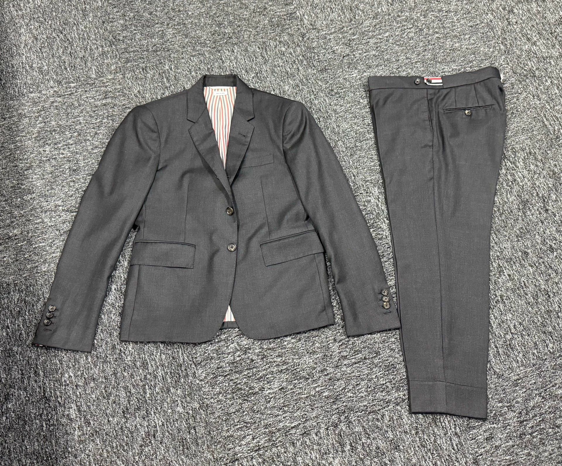 Thom Browne Thom Browne Men's Classic Charcoal Gray Slim Fit Suit Size US S / EU 44-46 / 1 - 3 Thumbnail