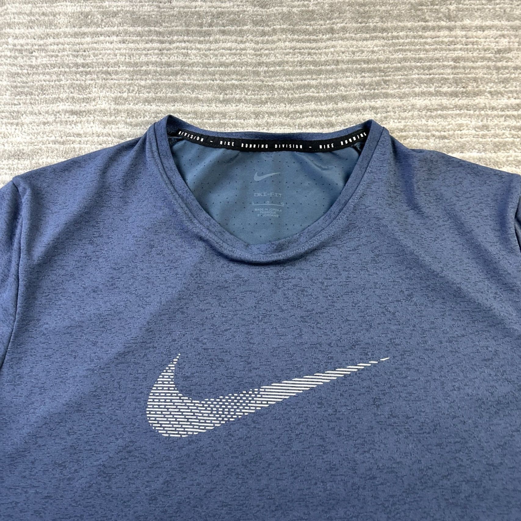 Nike Nike Shirt Large Blue Dri Fit Running Division Performance Mens Size US L / EU 52-54 / 3 - 3 Thumbnail