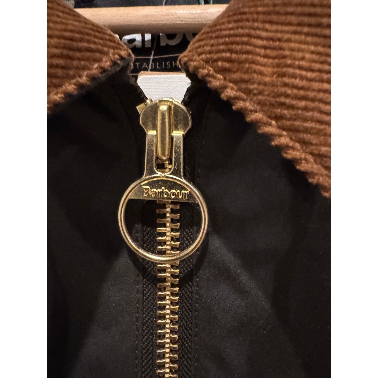 Barbour NWT Barbour Highclere Hooded Waxed Jacket Size US/14 Size XL / US 12-14 / IT 48-50 - 10 Thumbnail