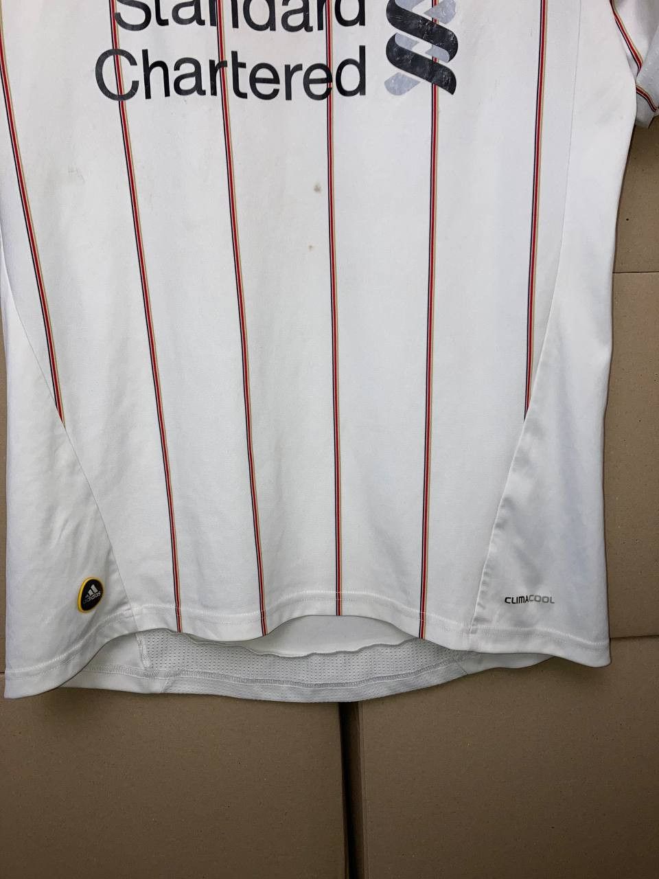 Adidas LIVERPOOL 2010 2011 AWAY FOOTBALL SHIRT SOCCER JERSEY ADIDAS Size US M / EU 48-50 / 2 - 9 Thumbnail
