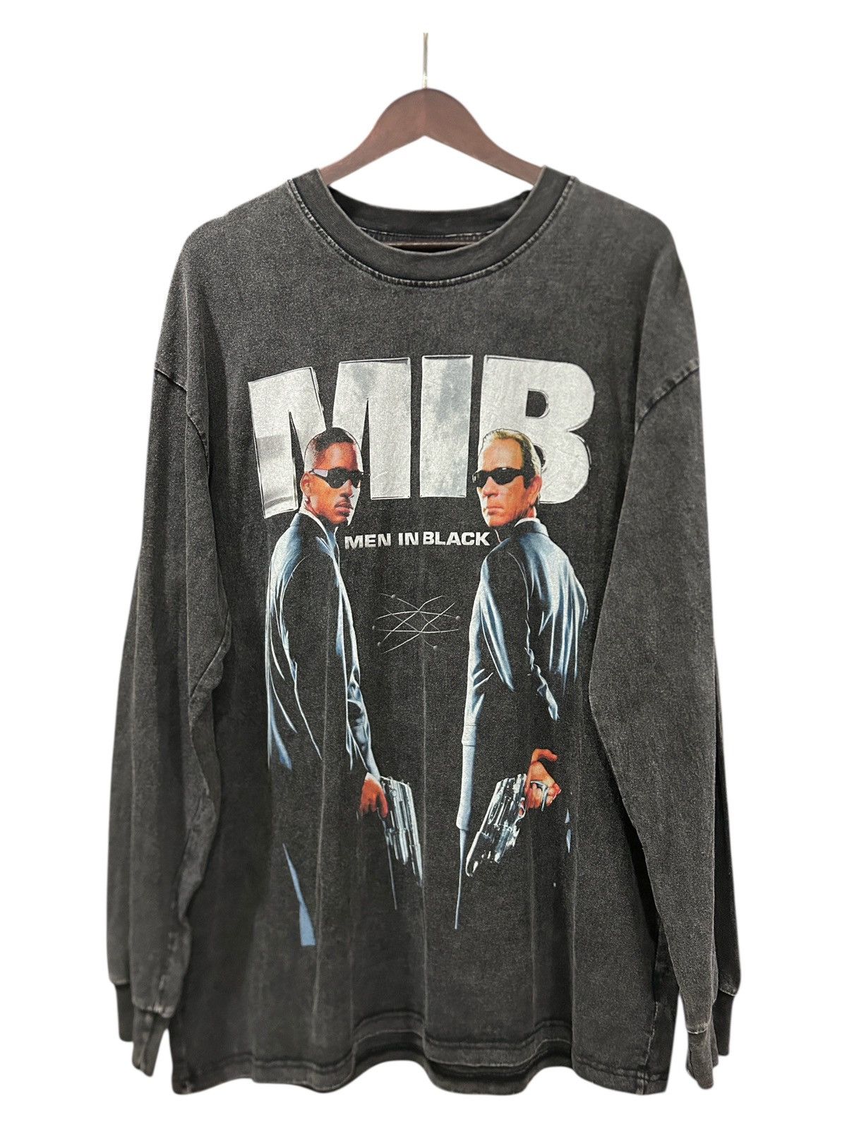 Vintage Vintage Men In Black Will Smith Movie Sun Faded Tee Size US L / EU 52-54 / 3 - 1 Thumbnail