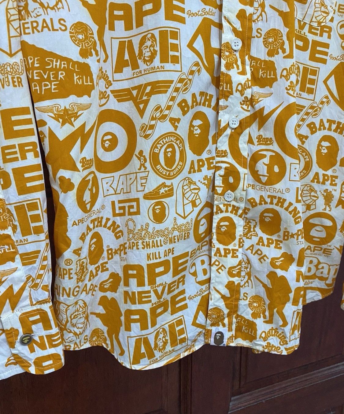 Bape Bape All Logo Button Up Shirt Size US S / EU 44-46 / 1 - 5 Thumbnail