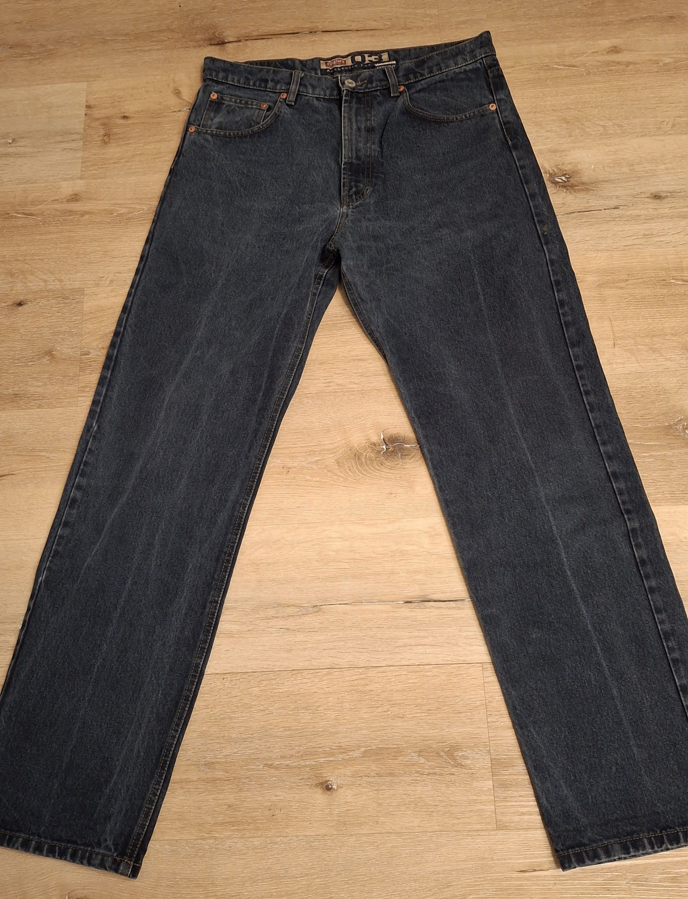 Vintage Vintage 2000s Straight Leg Denim 33x32 Size US 33 - 1 Thumbnail