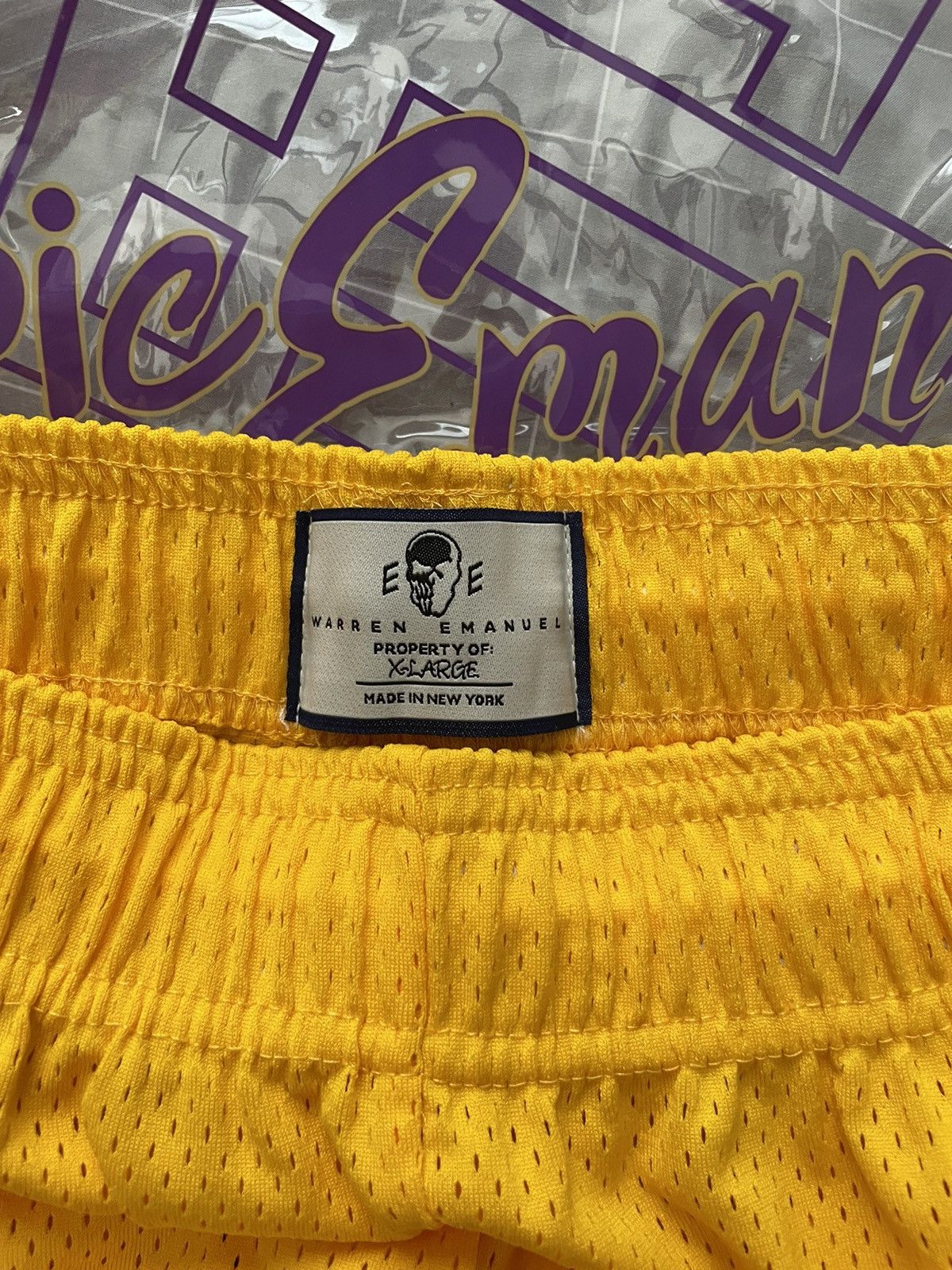 Eric Emanuel × Warren Lotas (XL) EE x Warren Lotas LAKERS Mesh Shorts Yellow Purple Size US 34 / EU 50 - 3 Thumbnail