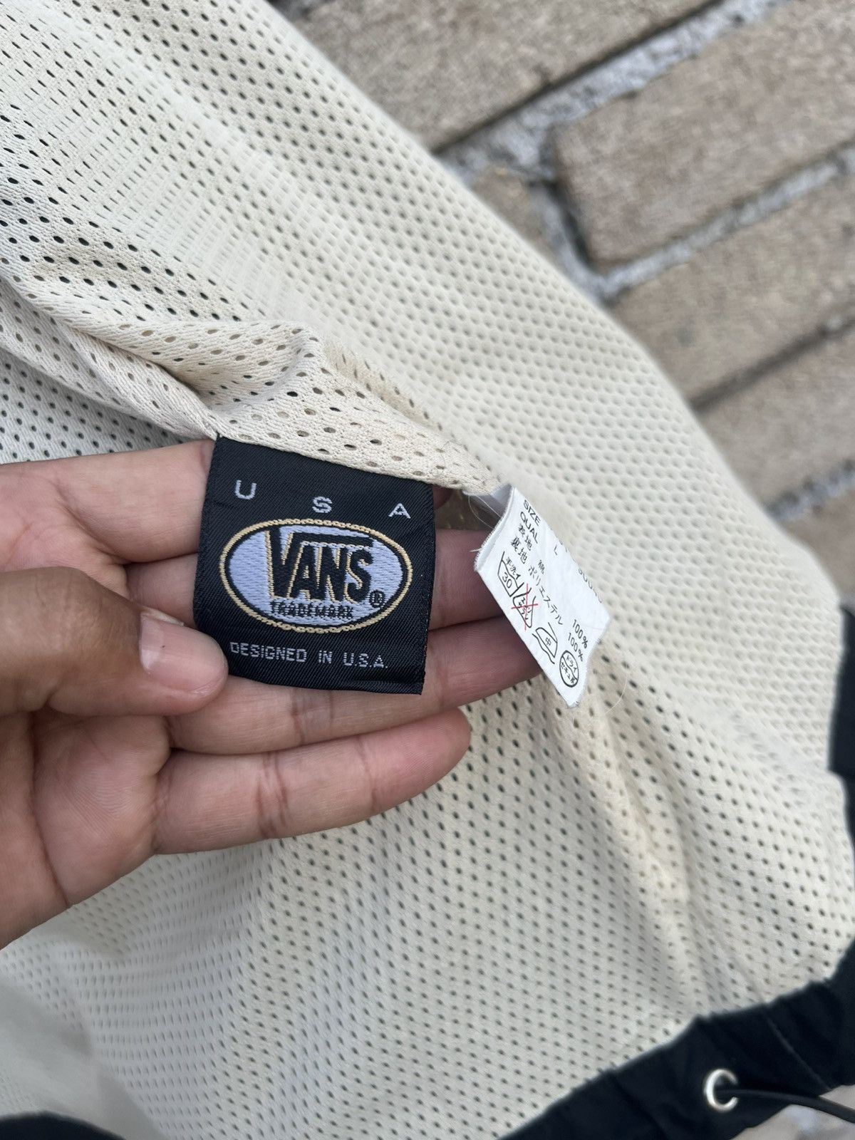 Vans Vans Light Zipper Jacket Made In USA Size US L / EU 52-54 / 3 - 8 Thumbnail