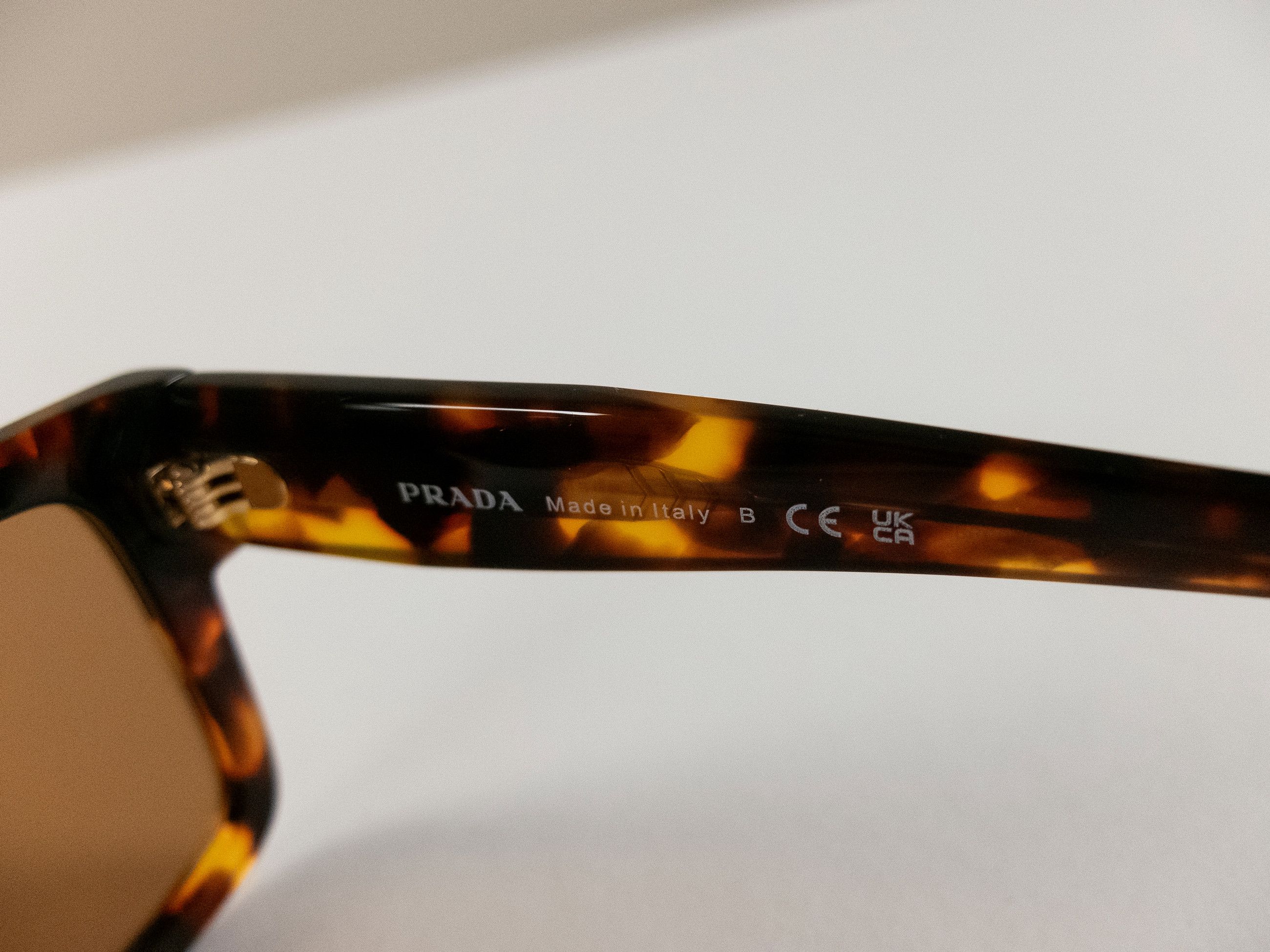 Prada PRADA brown tortoise shell square frame sunglasses Italy Size ONE SIZE - 7 Thumbnail