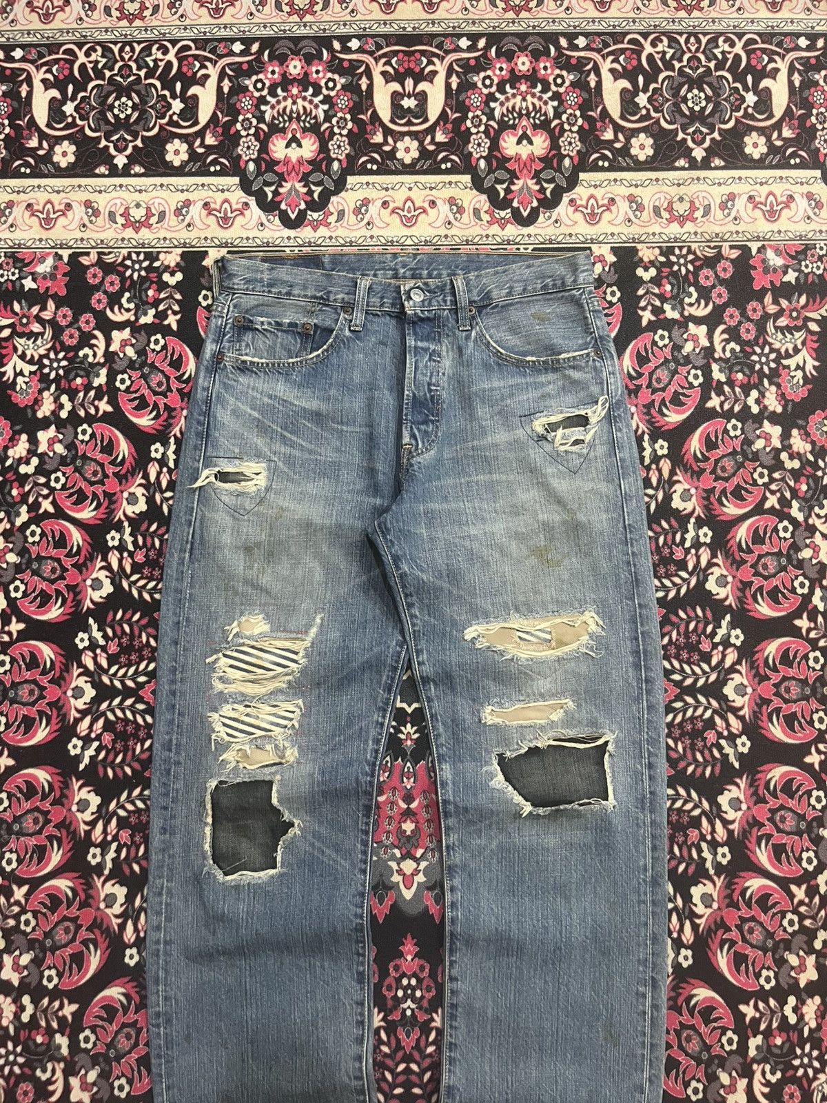 Levi's Vintage y2k Levi’s 501 Blue Washed Distressed Blowout Jeans Size US 32 / EU 48 - 3 Thumbnail