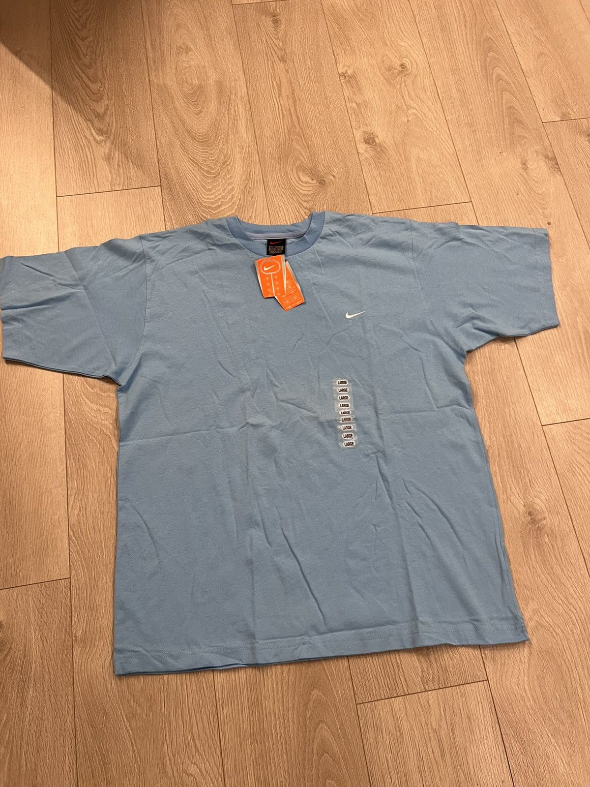 Nike × Vintage Vintage Nike Mini Swoosh TShirt Deadstock NOS 90s 00s W tags Size US L / EU 52-54 / 3 - 2 Thumbnail