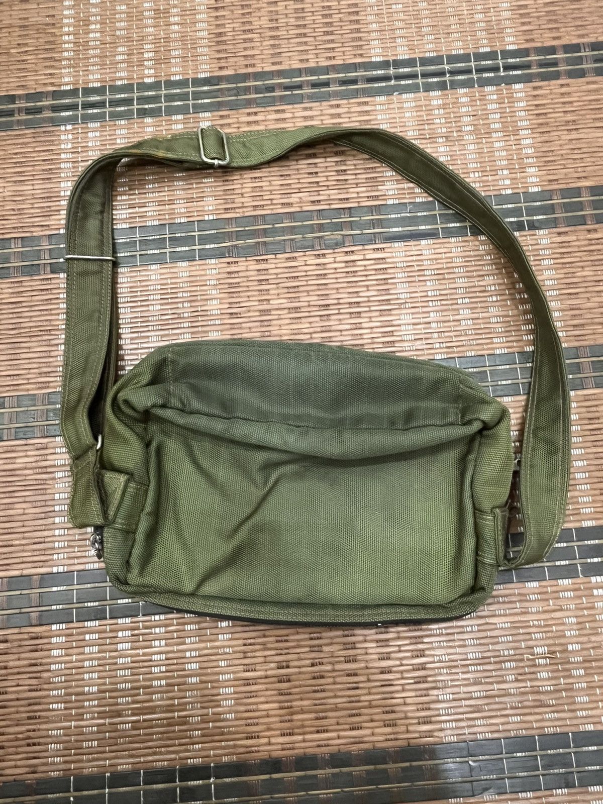 Porter Porter International Stain & Worn Messenger Bag Size ONE SIZE - 5 Thumbnail