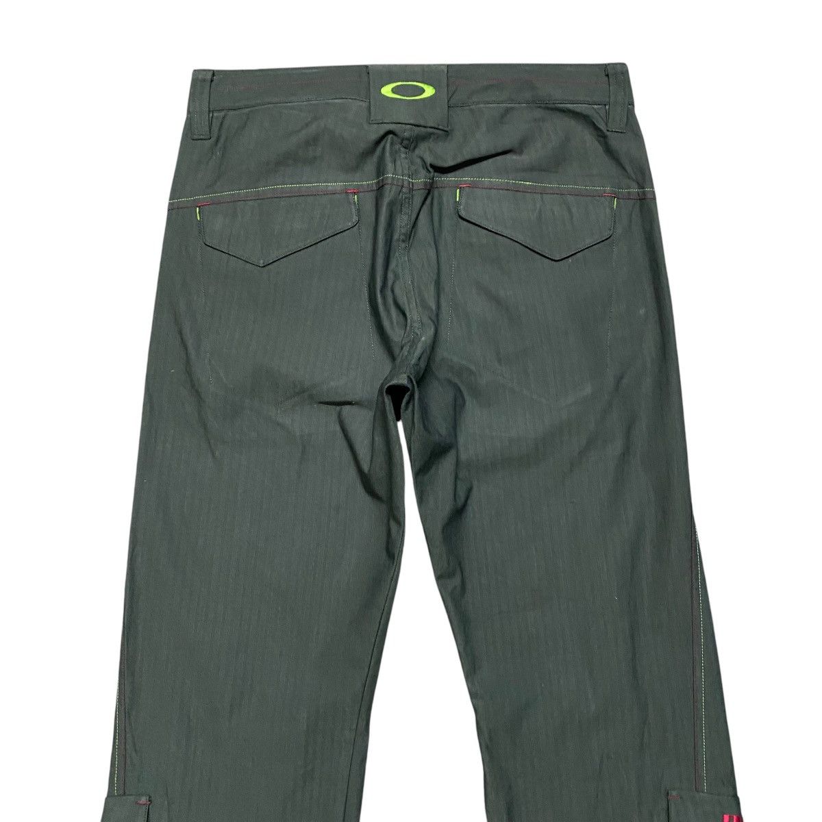 Oakley Vintage Oakley Cargo Pants Size US 31 - 11 Thumbnail