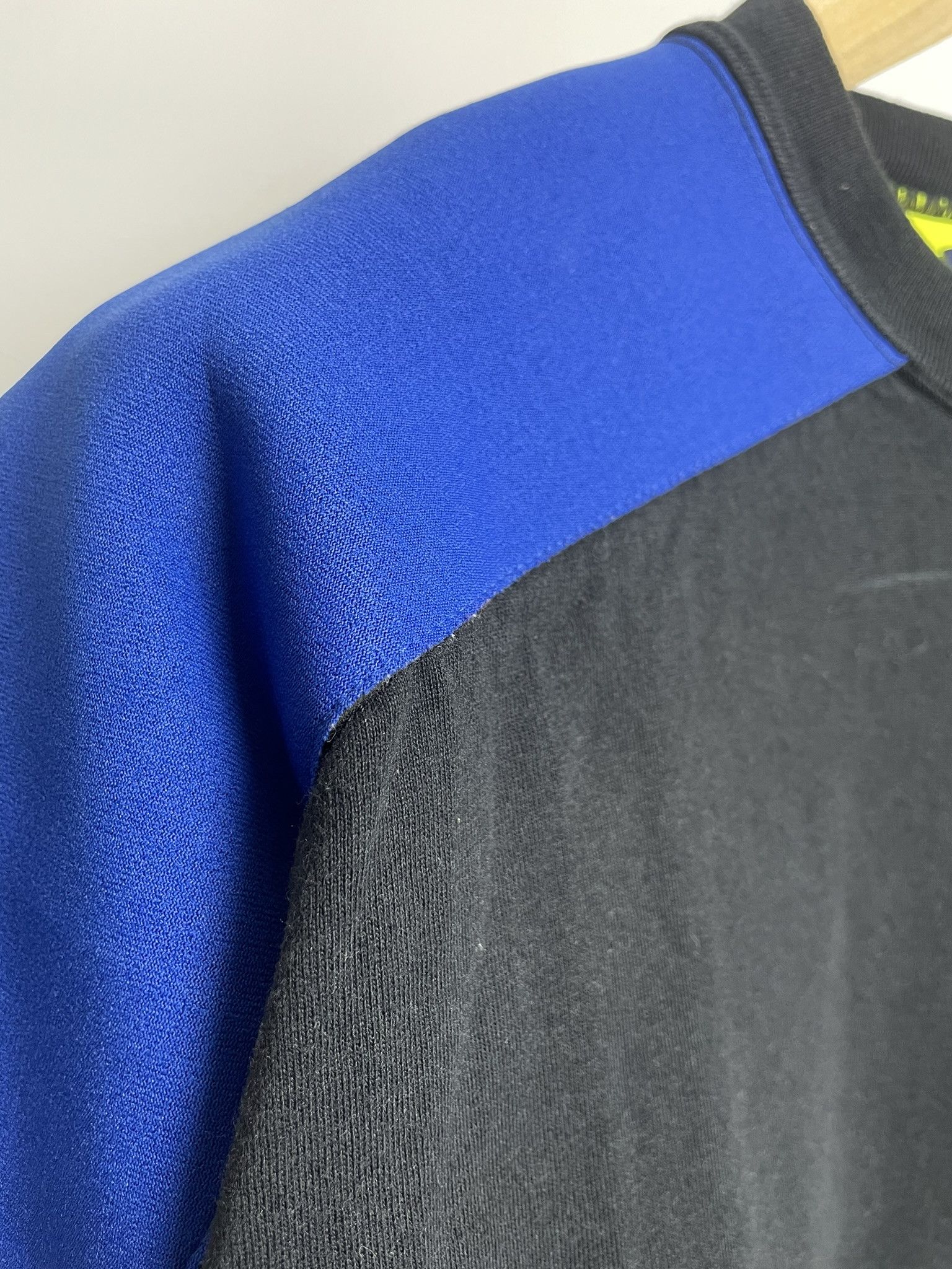 Tommy Hilfiger Vintage 1980's/90's Tommy Hilfiger Long Sleeve Size US L / EU 52-54 / 3 - 9 Thumbnail