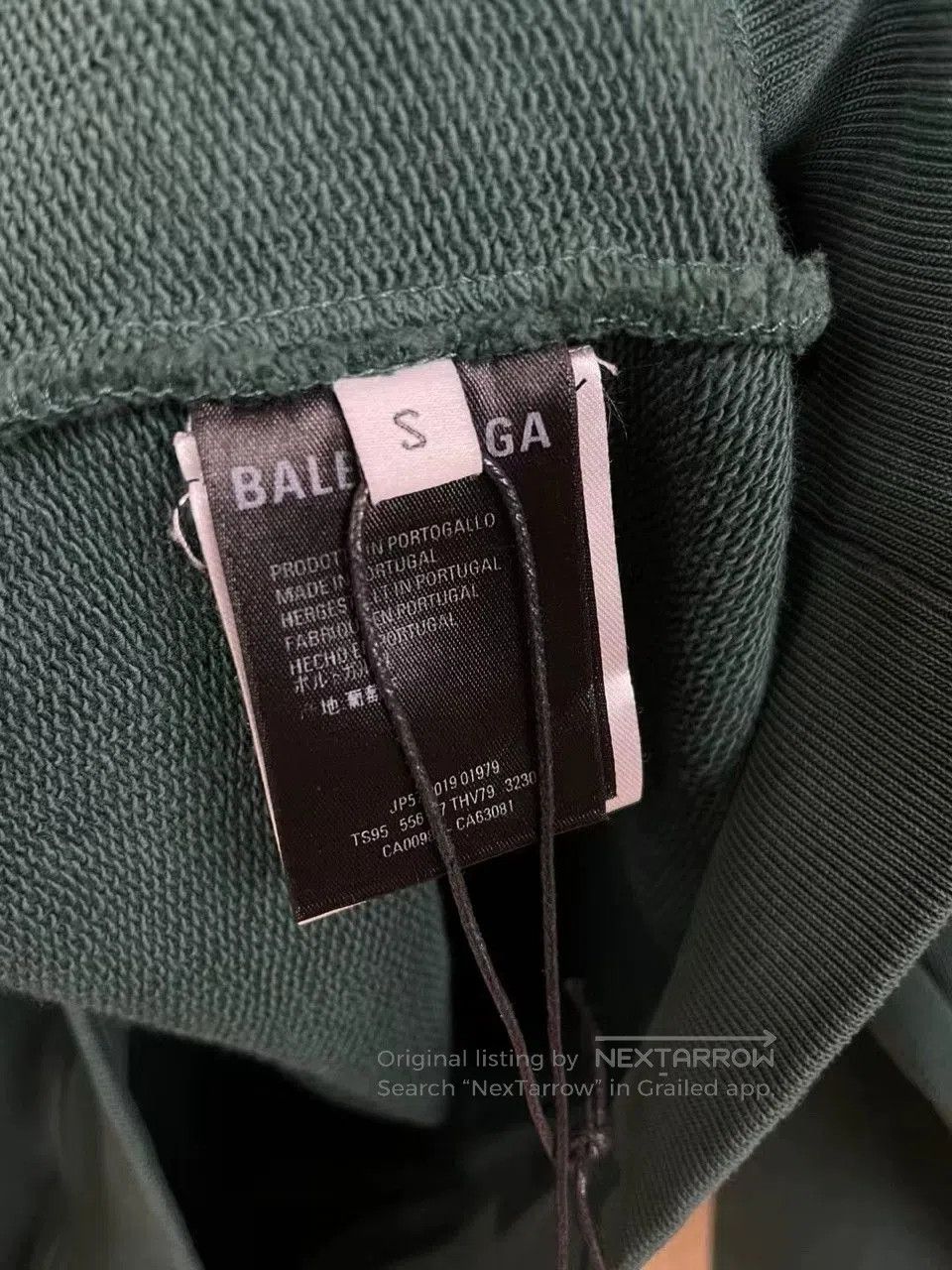 Balenciaga Balenciaga Green Back Logo Sweatshirt. Size US S / EU 44-46 / 1 - 5 Thumbnail