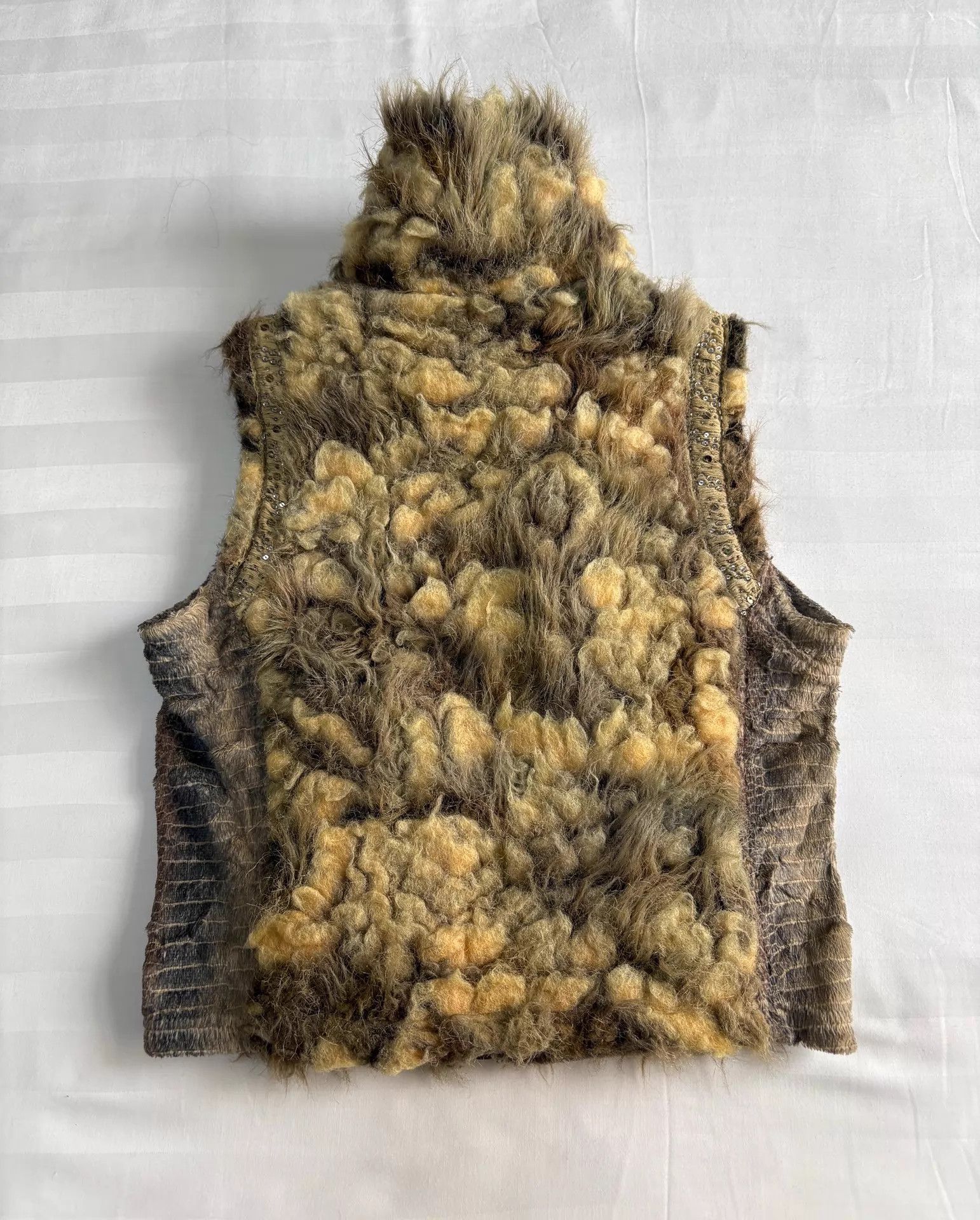 Other Vintage Japanese Visual Kei Faux Fur Vest 36 Slim Shoulder Cuff Rhinestone Side Animal Leather Trim Size XS / US 0-2 / IT 36-38 - 7 Thumbnail