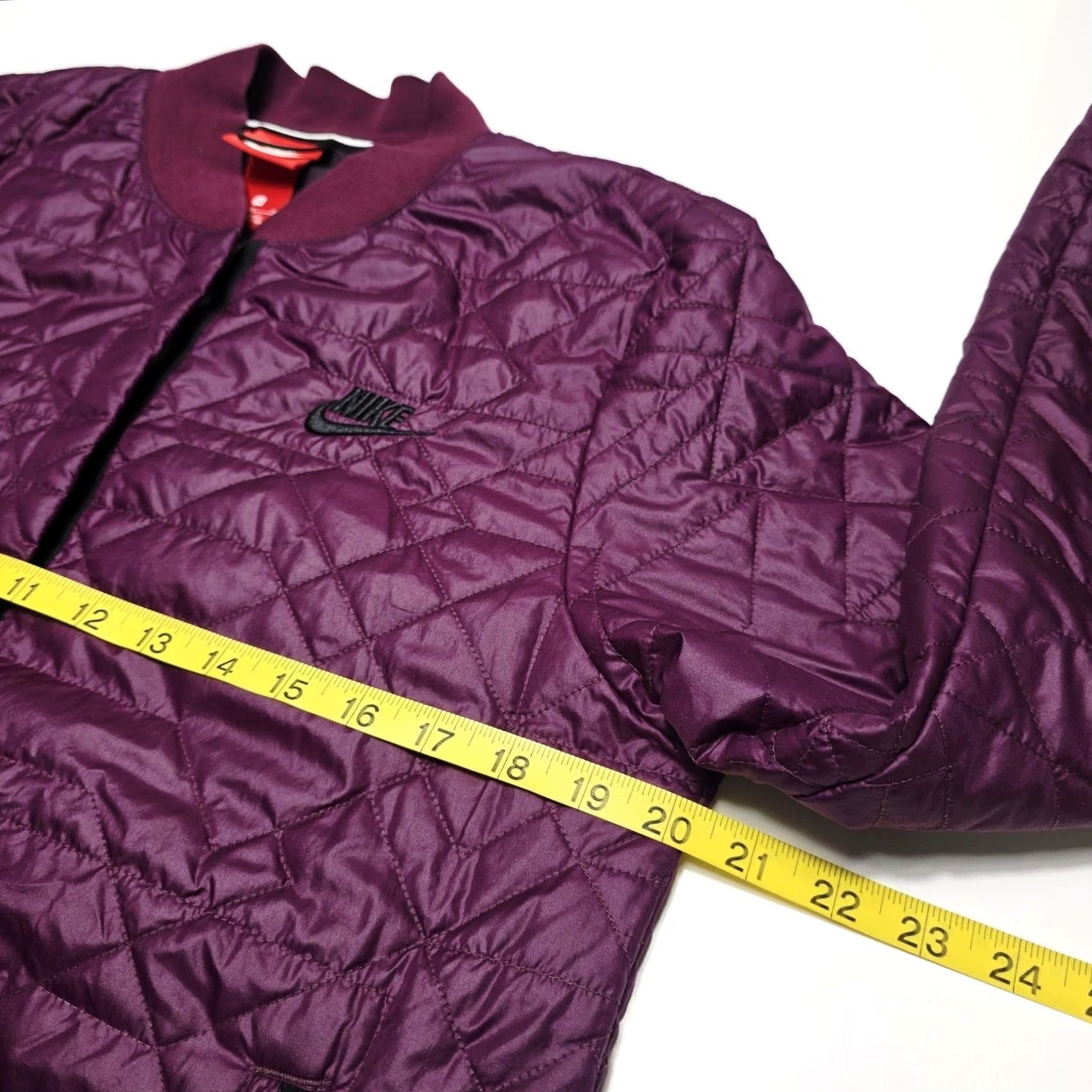 Nike Nike Womens Jacket PrimaLoft Quilted Snap Button Purple Medium 854747-609 Size M / US 6-8 / IT 42-44 - 7 Thumbnail