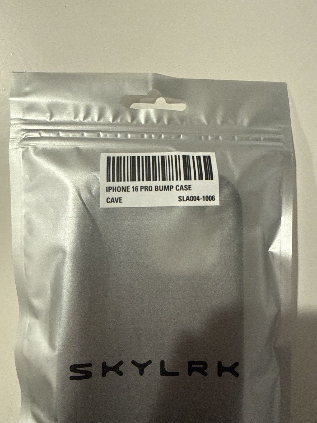 SKYLRK SKYLRK Iphone 16 pro bump case Size ONE SIZE - 2 Thumbnail