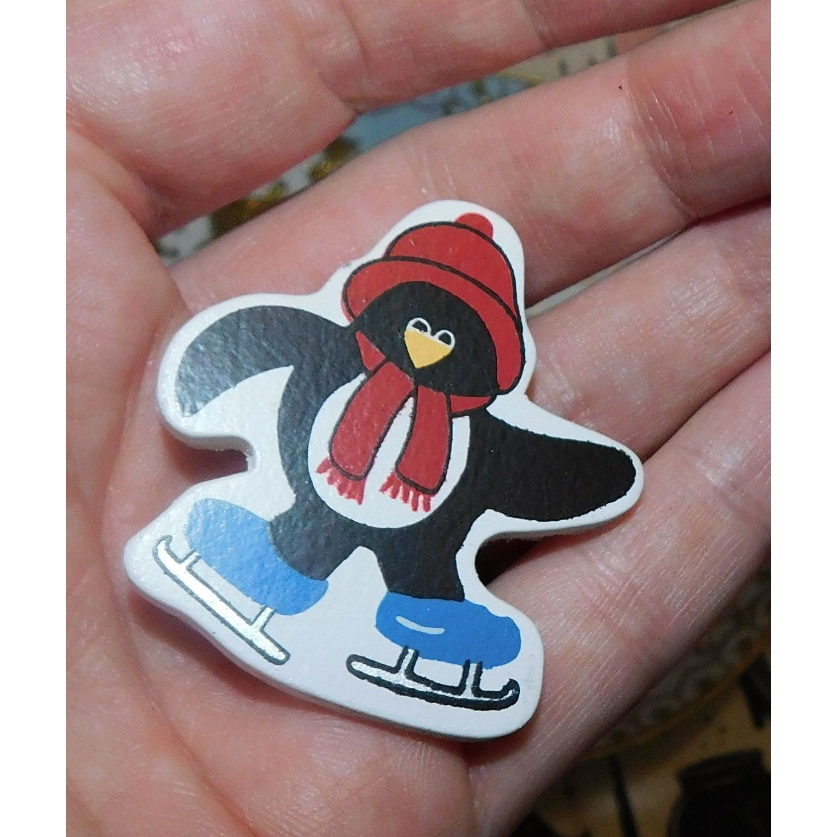 Other Kidcore Winter Ice Skating Penguin Brooch Size ONE SIZE - 1 Thumbnail