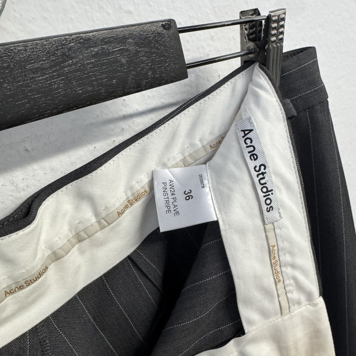 Acne Studios ACNE STUDIOS AW24 Plave Pinstripe Wide Leg Pants Size US 31 - 4 Thumbnail